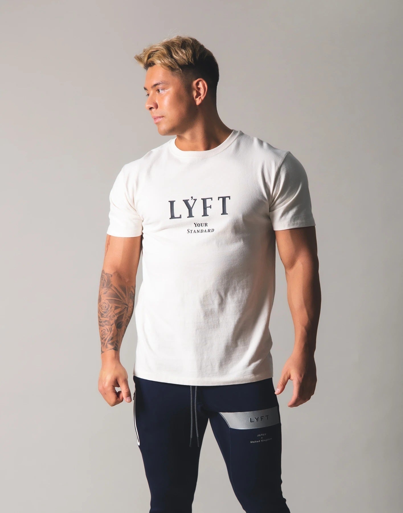 New Sports Men's Round Neck Cotton T-Shirt Fitness Short Sleeve